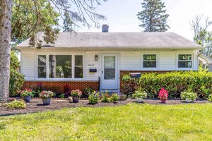 Photo of 2814 Cardinal Drive Rolling Meadows IL 60008
