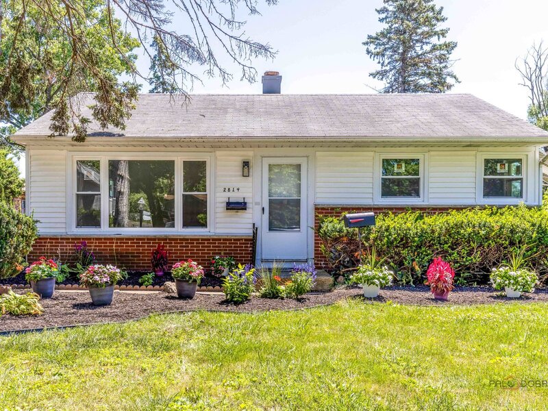 2814 Cardinal Drive Rolling Meadows IL 60008