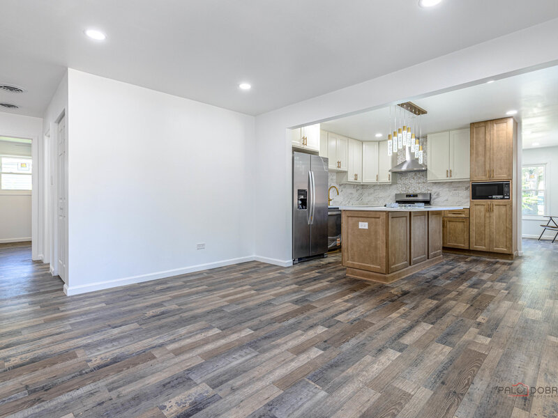 2814 Cardinal Drive Rolling Meadows IL 60008
