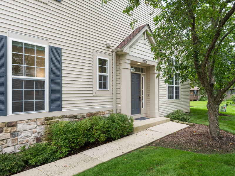 828 Amelia Court Grayslake IL 60030