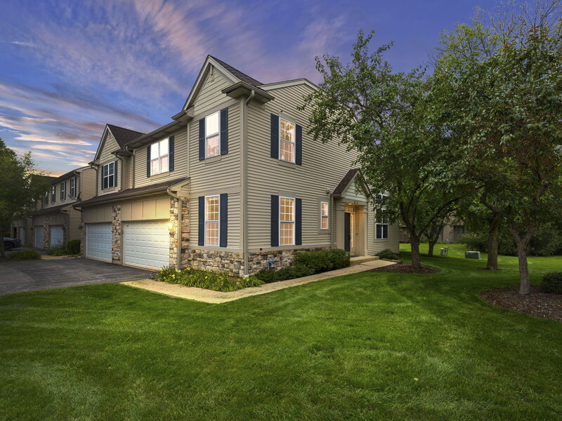 828 Amelia Court Grayslake IL 60030