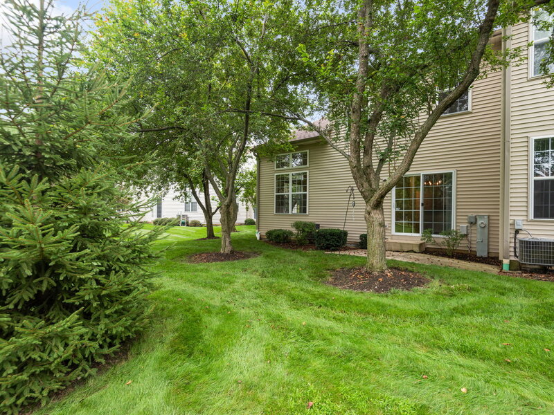 828 Amelia Court Grayslake IL 60030