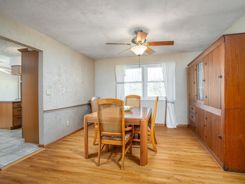 9 Valley View Drive Blue Grass IA 52726