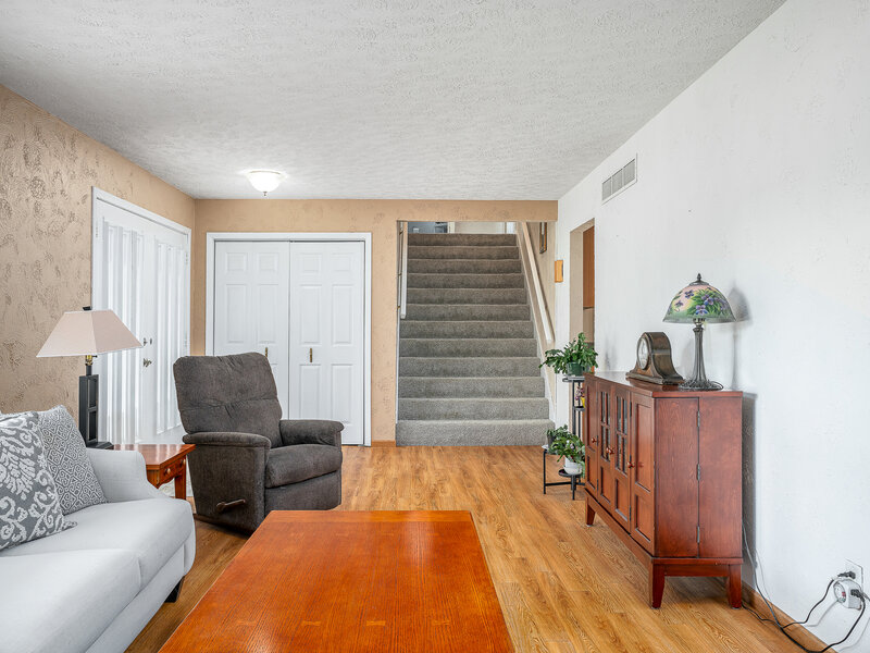 9 Valley View Drive Blue Grass IA 52726