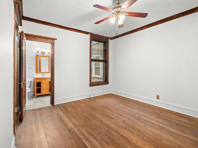 5433 S Greenwood Avenue Chicago IL 60615