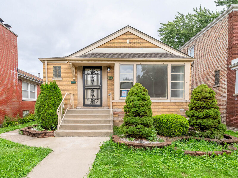 8741 S Kimbark Avenue Chicago IL 60619