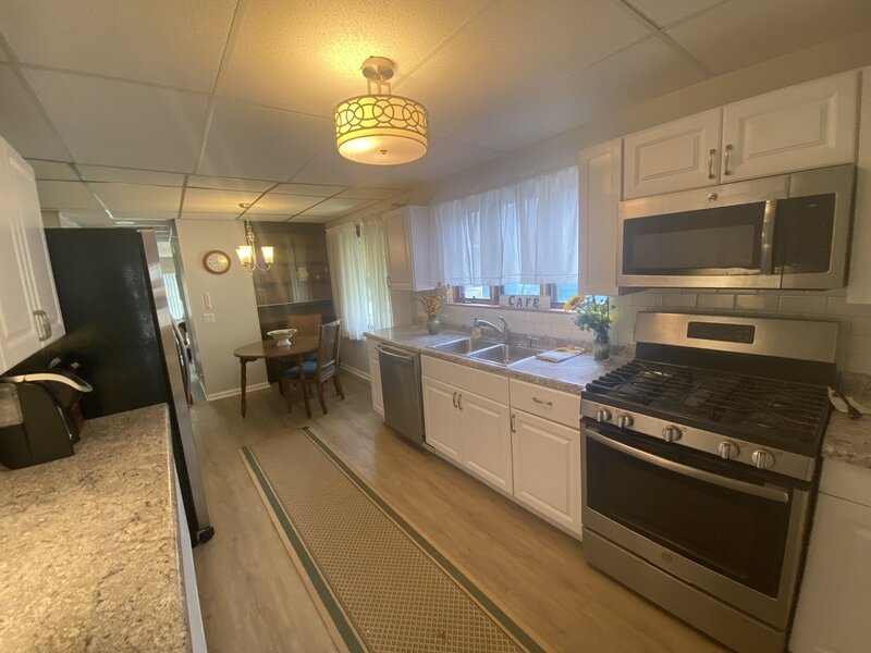 2734 W 98th Place Evergreen Park IL 60805