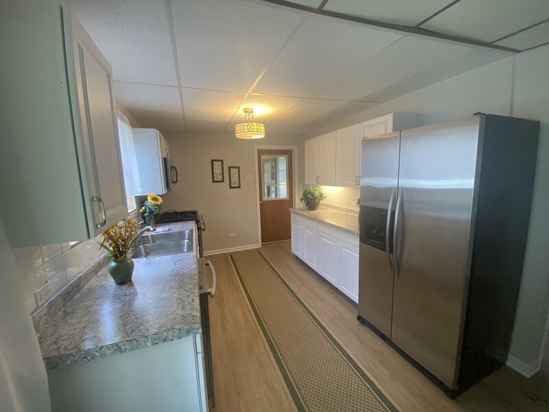 2734 W 98th Place Evergreen Park IL 60805
