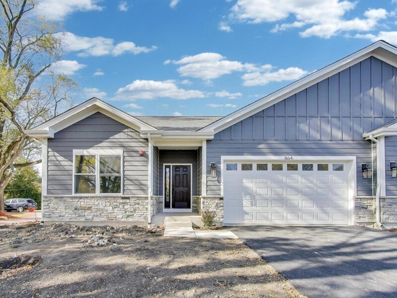 902 N Quentin Street Palatine IL 60067