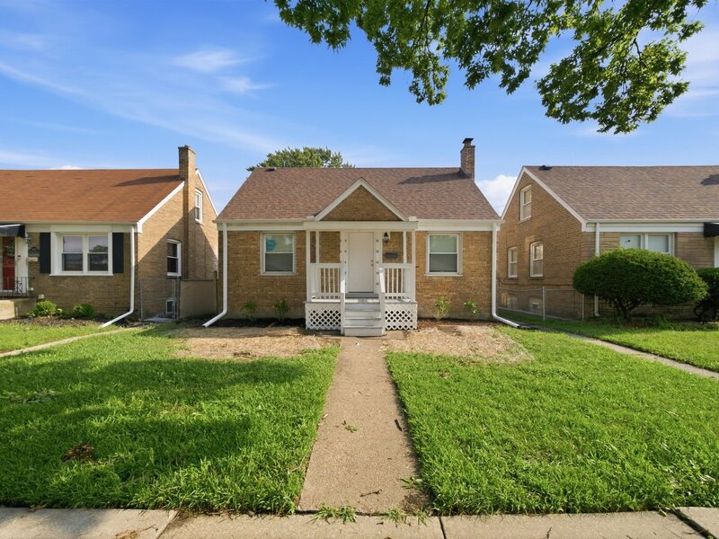 3606 Madison Street Bellwood IL 60104
