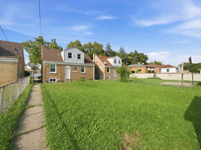 3606 Madison Street Bellwood IL 60104