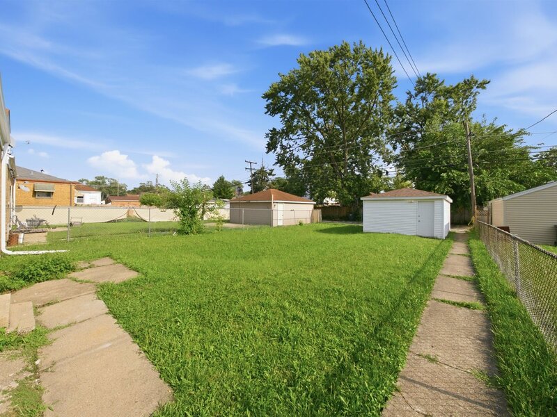 3606 Madison Street Bellwood IL 60104