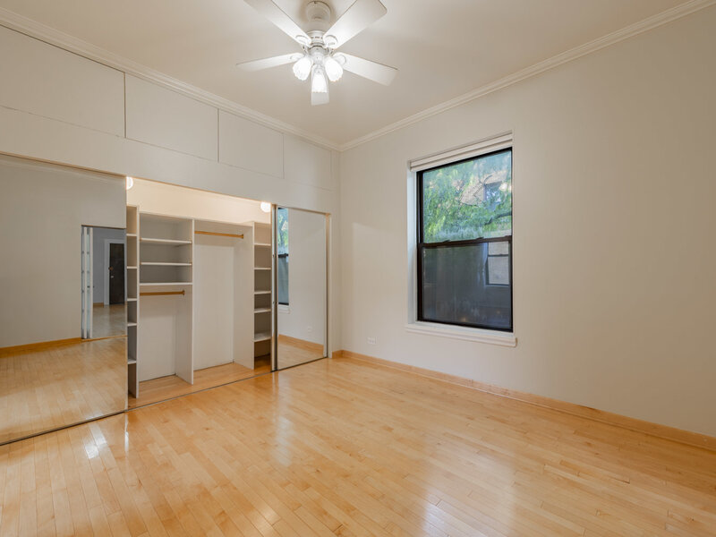 754 W California Terrace Chicago IL 60657