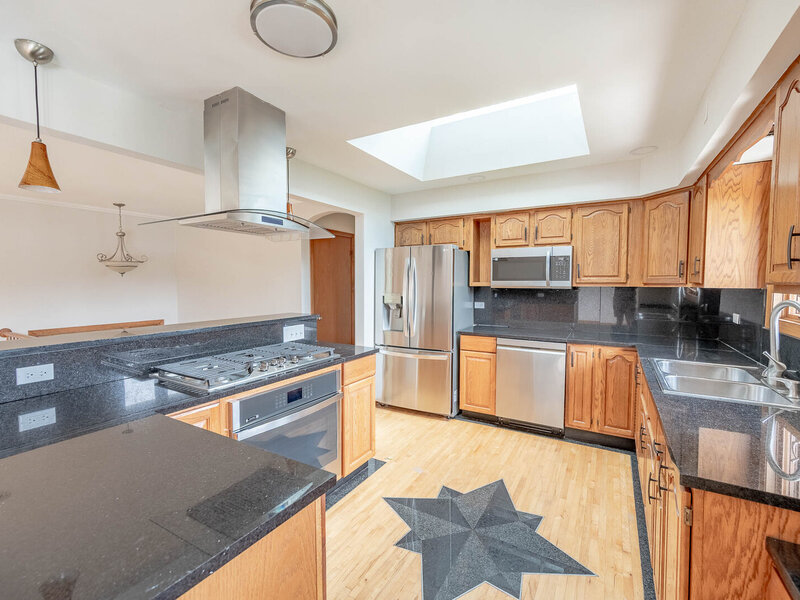6524 Cedar Road Oak Forest IL 60452