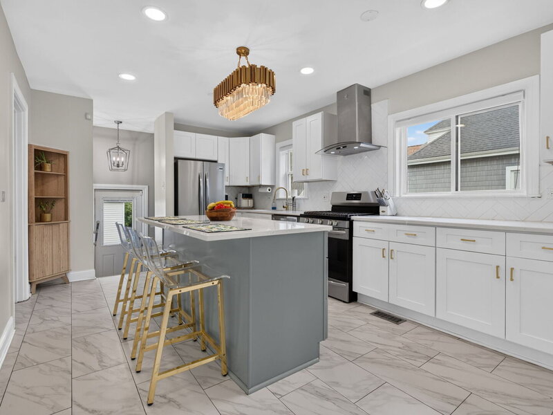 11120 S Albany Avenue Chicago IL 60655