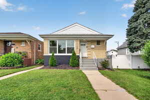 Photo of 11120 S Albany Avenue Chicago IL 60655