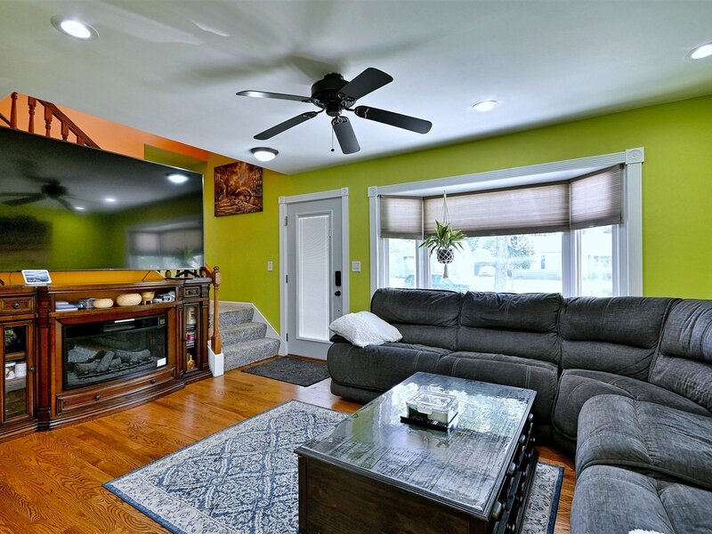 214 N William Street Mount Prospect IL 60056