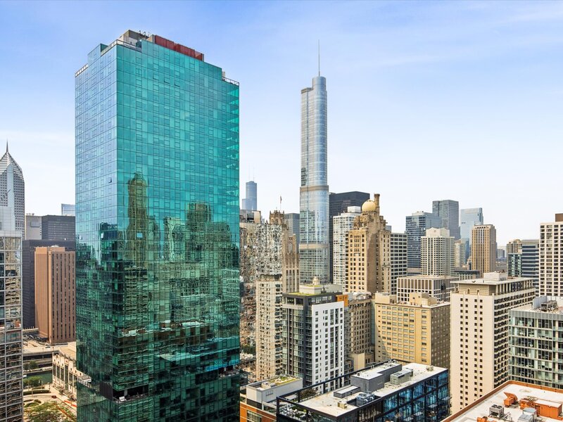 600 N Fairbanks Court Chicago IL 60611