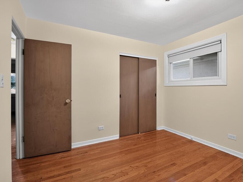 9231 N Lowell Avenue Skokie IL 60076
