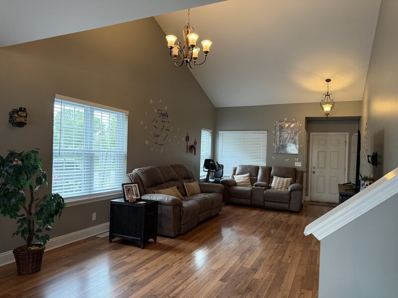 1778 Hickory Park Lane Aurora IL 60504