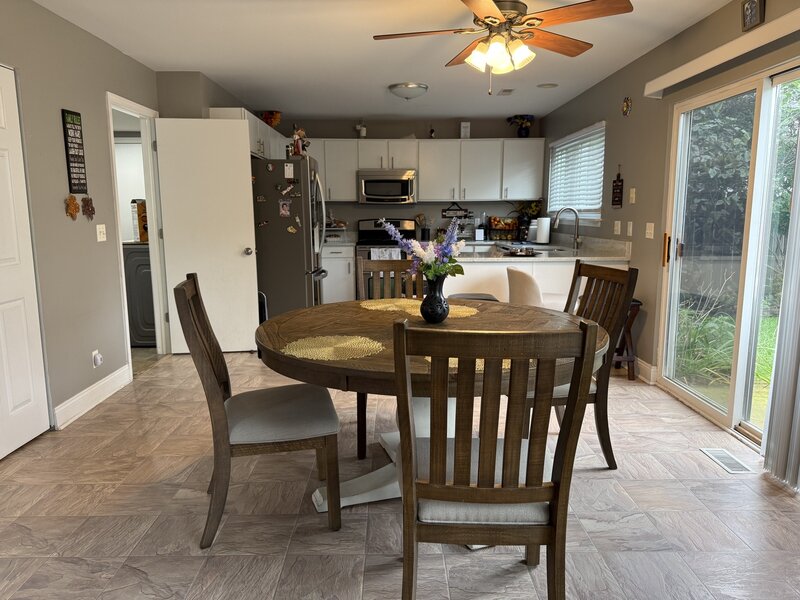 1778 Hickory Park Lane Aurora IL 60504