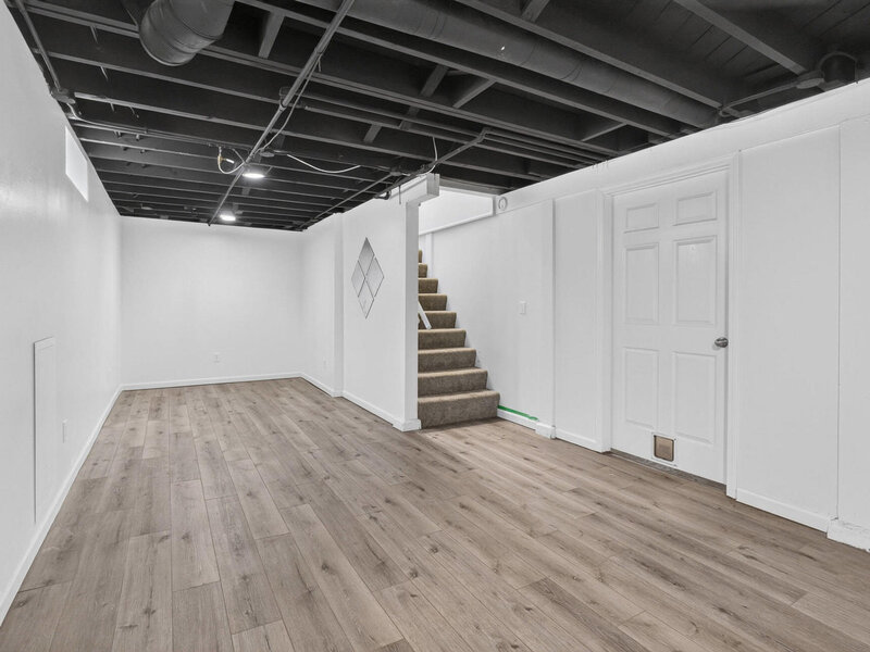 2512 N Howell Street Davenport IA 50804