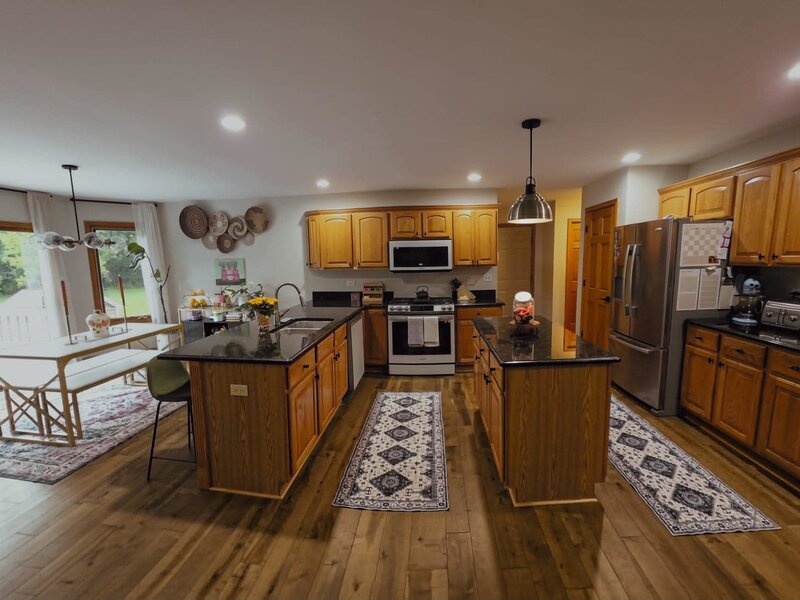 8 Secretariat Court St. Charles IL 60175
