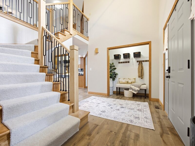 8 Secretariat Court St. Charles IL 60175