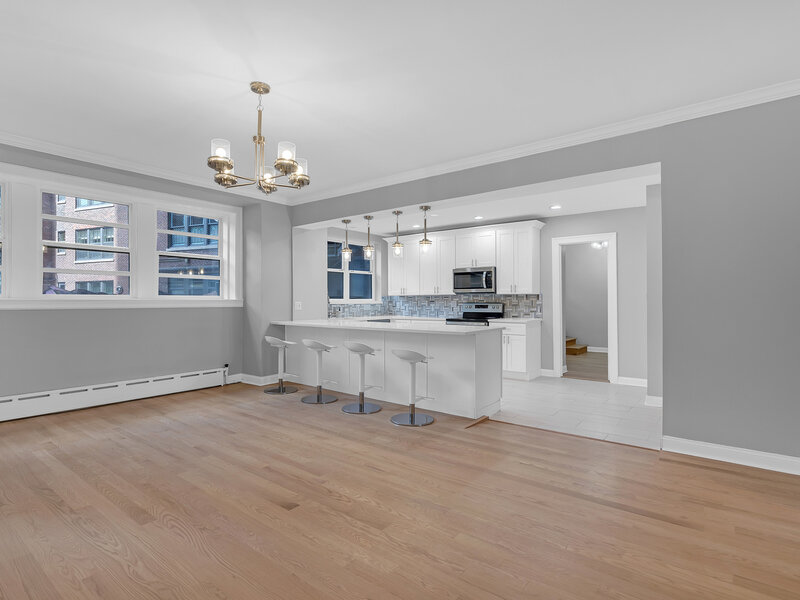 3750 N Lake Shore Drive Chicago IL 60613