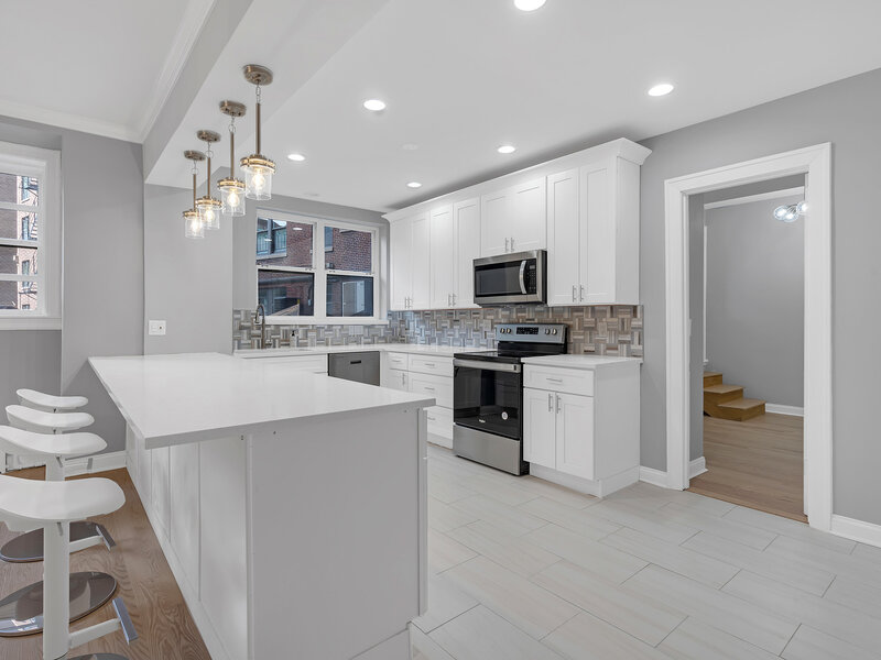 3750 N Lake Shore Drive Chicago IL 60613
