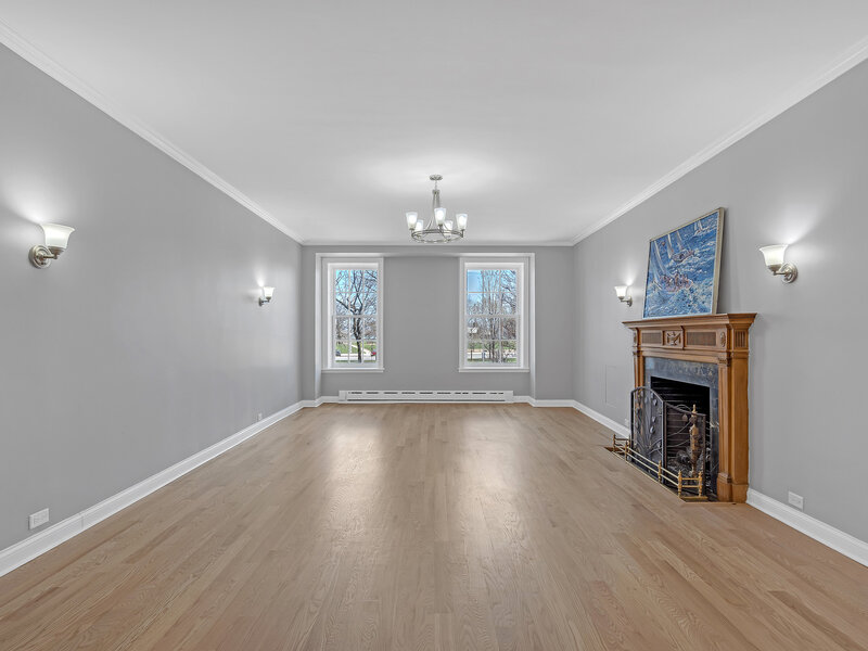 3750 N Lake Shore Drive Chicago IL 60613