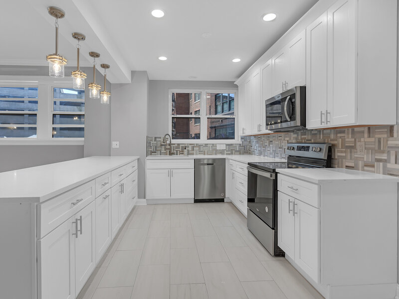 3750 N Lake Shore Drive Chicago IL 60613