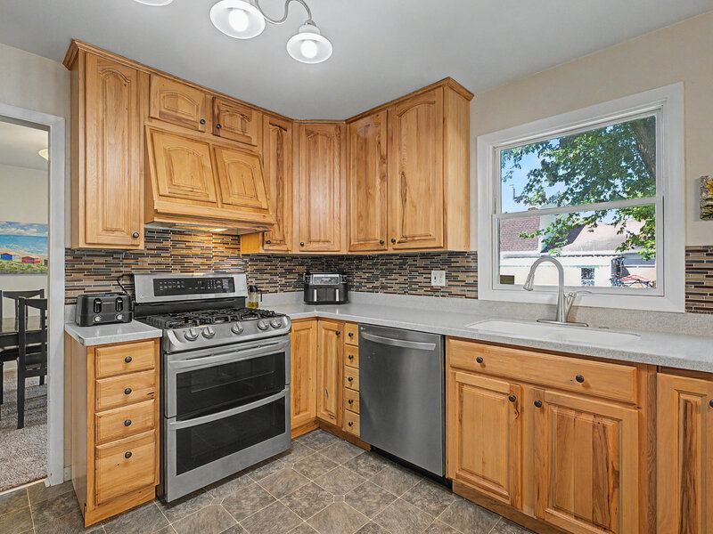 37 Yardley Lane Schaumburg IL 60194