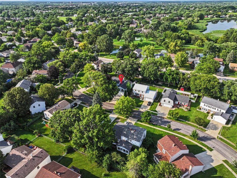 37 Yardley Lane Schaumburg IL 60194