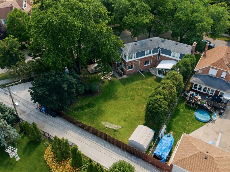 5801 N Kenton Avenue Chicago IL 60646