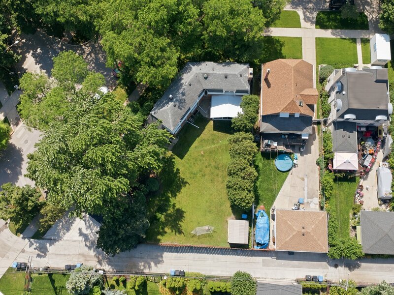 5801 N Kenton Avenue Chicago IL 60646