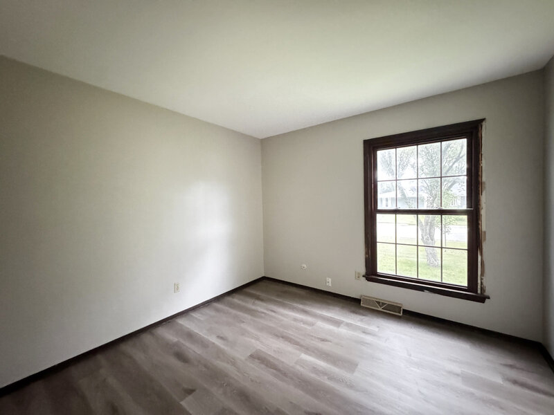 16 Somerset Road Montgomery IL 60538