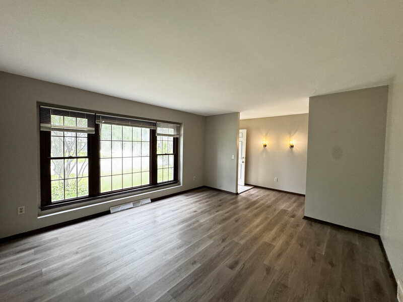 16 Somerset Road Montgomery IL 60538