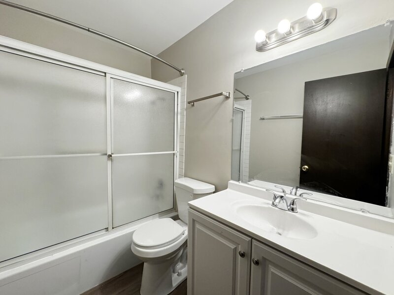 16 Somerset Road Montgomery IL 60538