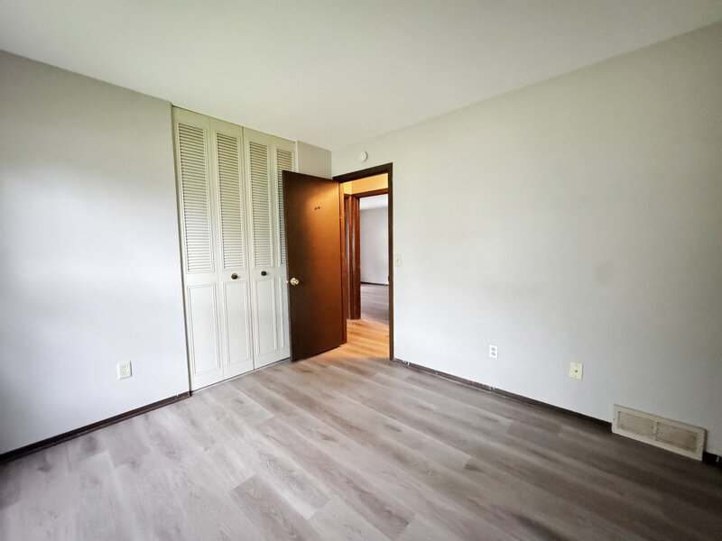 16 Somerset Road Montgomery IL 60538