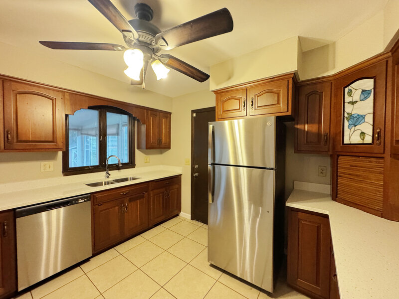 16 Somerset Road Montgomery IL 60538