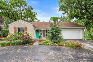 Photo of 5804 Ridgewood Drive Western Springs IL 60558