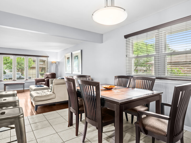 2964 Drover Lane Darien IL 60561
