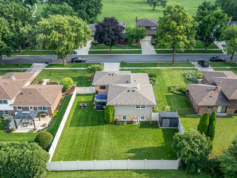 2964 Drover Lane Darien IL 60561