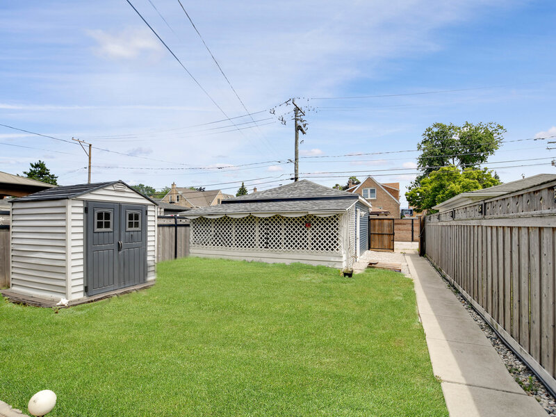 3833 Oak Park Avenue Berwyn IL 60402
