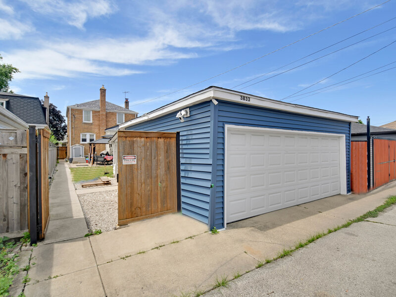 3833 Oak Park Avenue Berwyn IL 60402