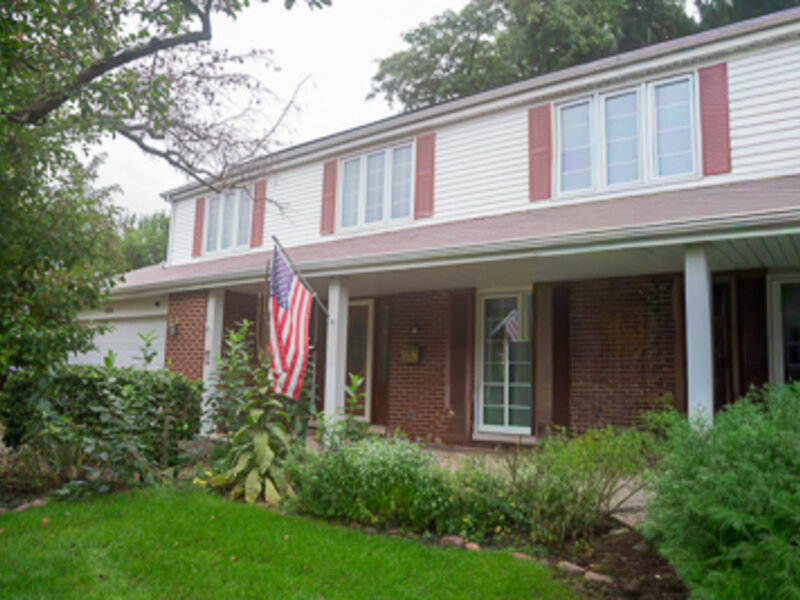 3235 N Volz Drive Arlington Heights IL 60004