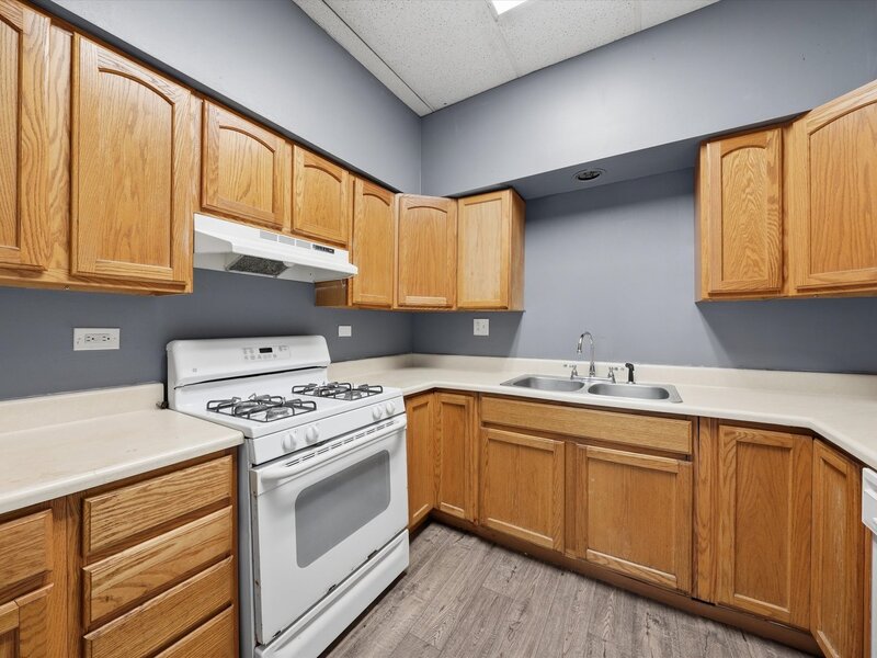 3926 W Columbus Avenue Chicago IL 60652