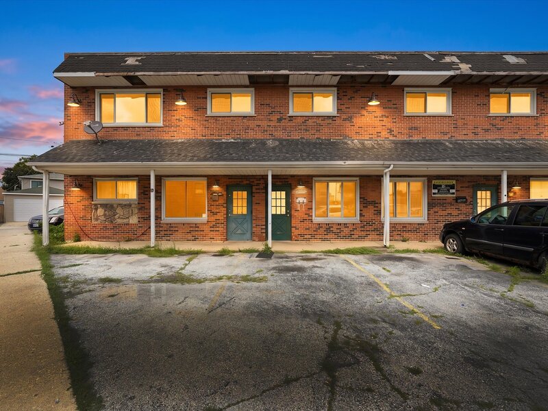 3926 W Columbus Avenue Chicago IL 60652