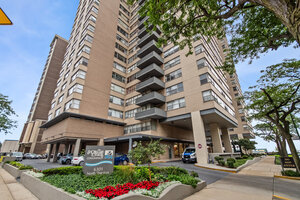 Photo of 6301 N Sheridan Road Chicago IL 60660 Unit 21M